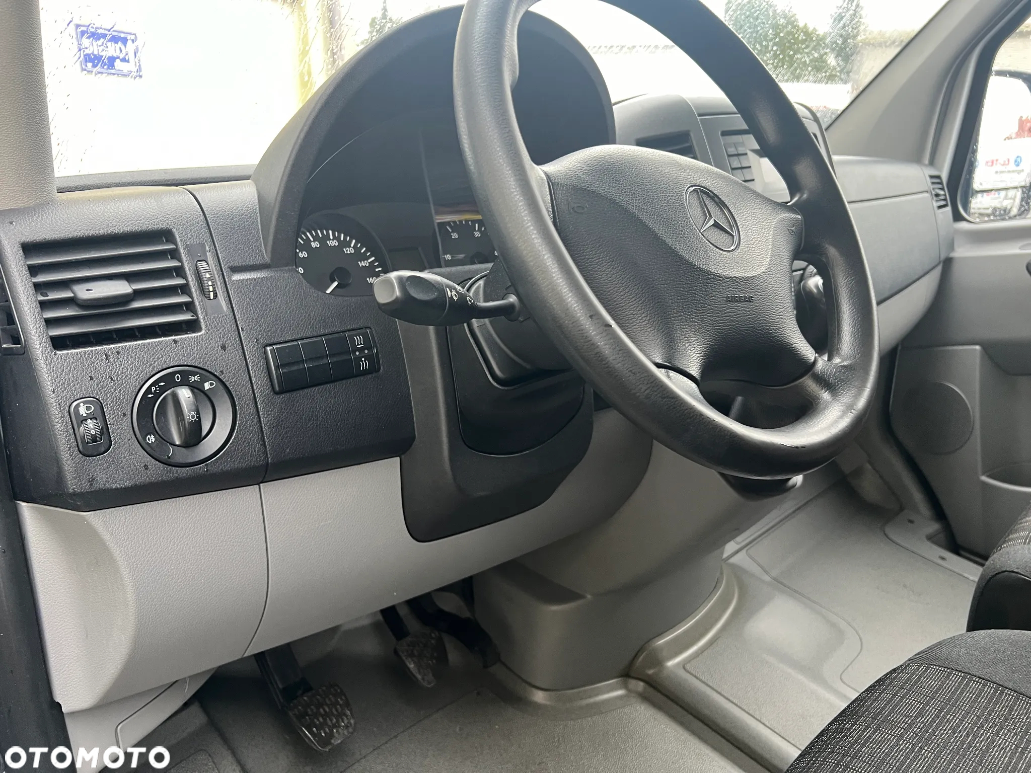 Mercedes-Benz Sprinter L2H1 - 14