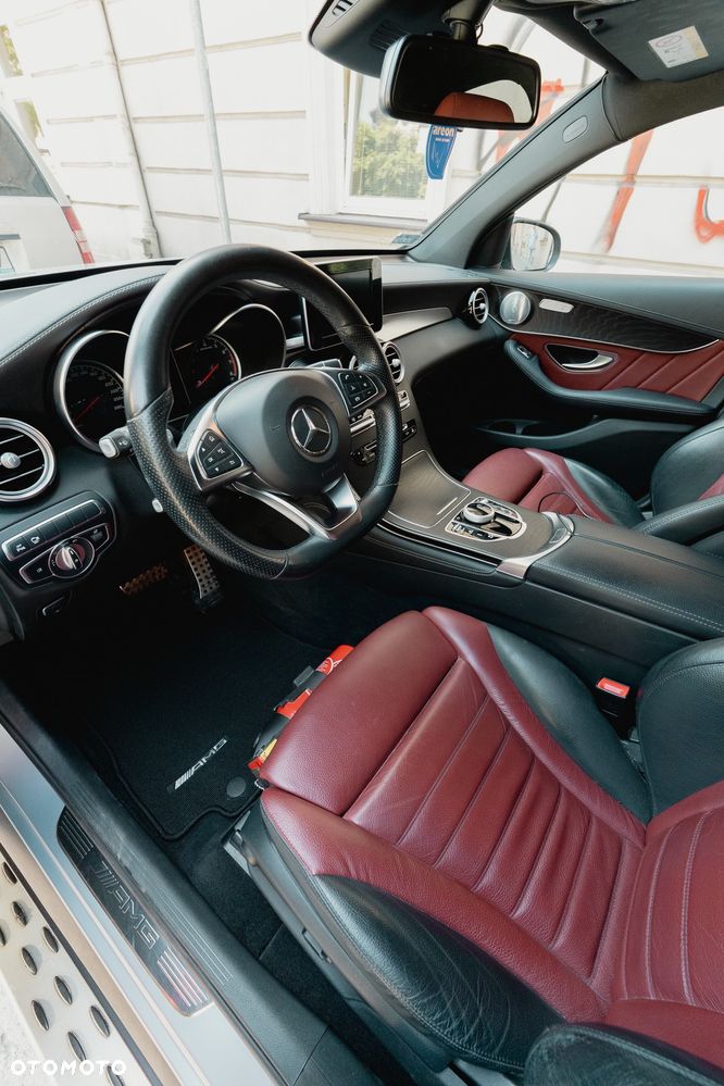 Mercedes-Benz GLC - 22