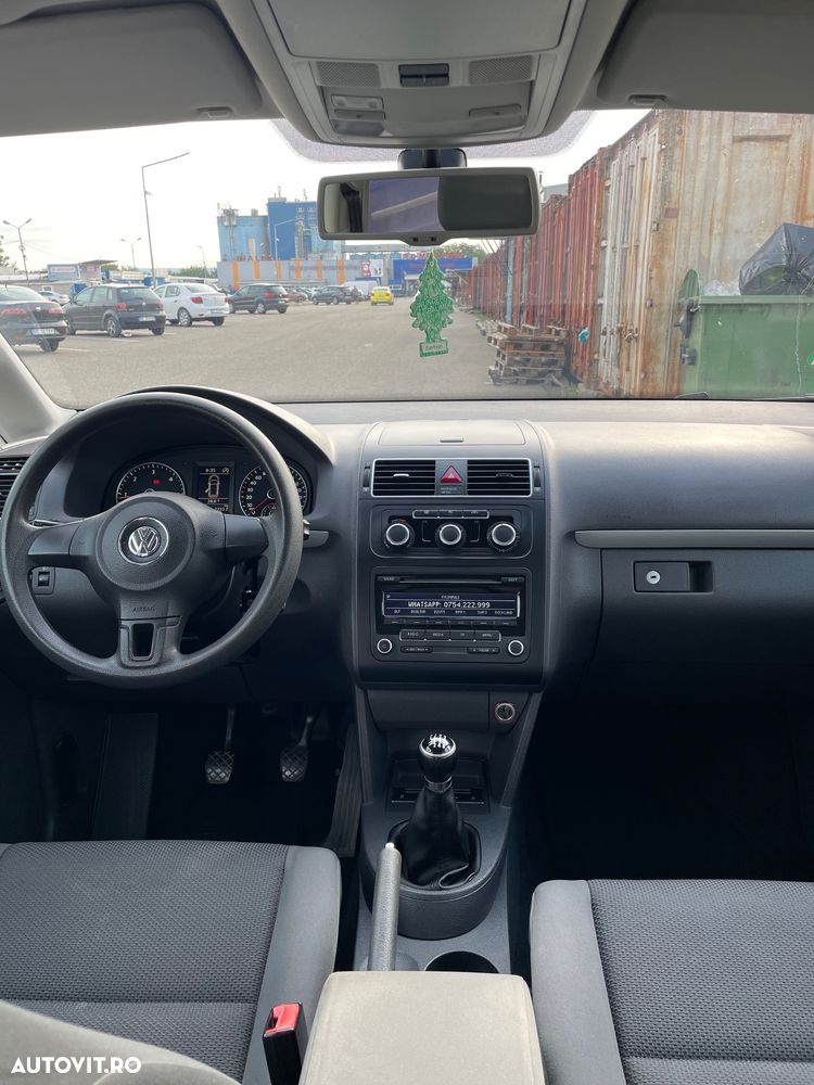 Volkswagen Touran - 7