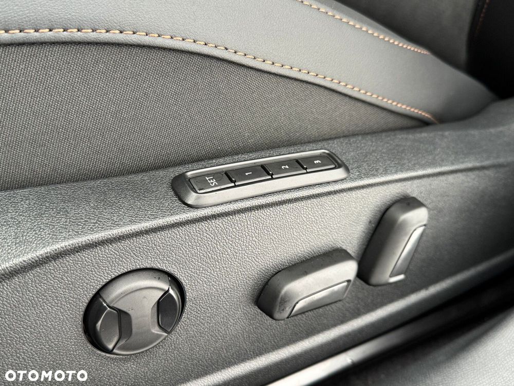 Cupra Leon Sportstourer 2.0 TSI 4Drive VZ DSG - 22