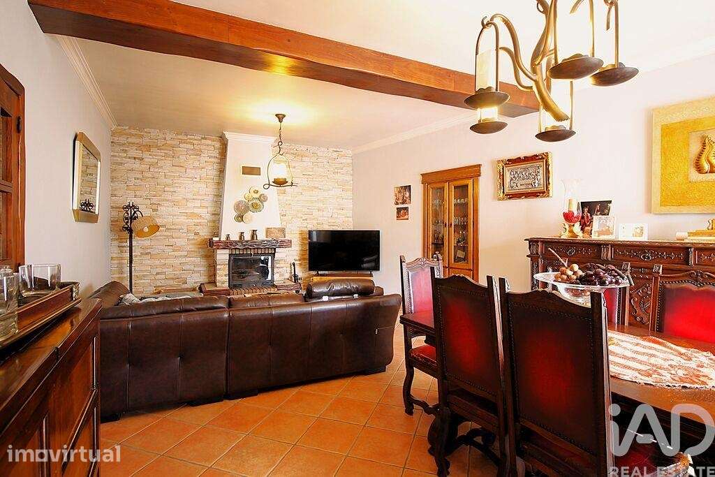 Casa T4 em Borba (São Bartolomeu) de 197,00 m2 - Grande imagem: 2/24