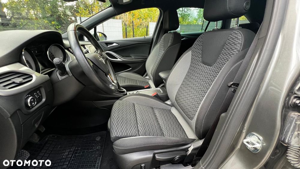 Opel Astra - 26