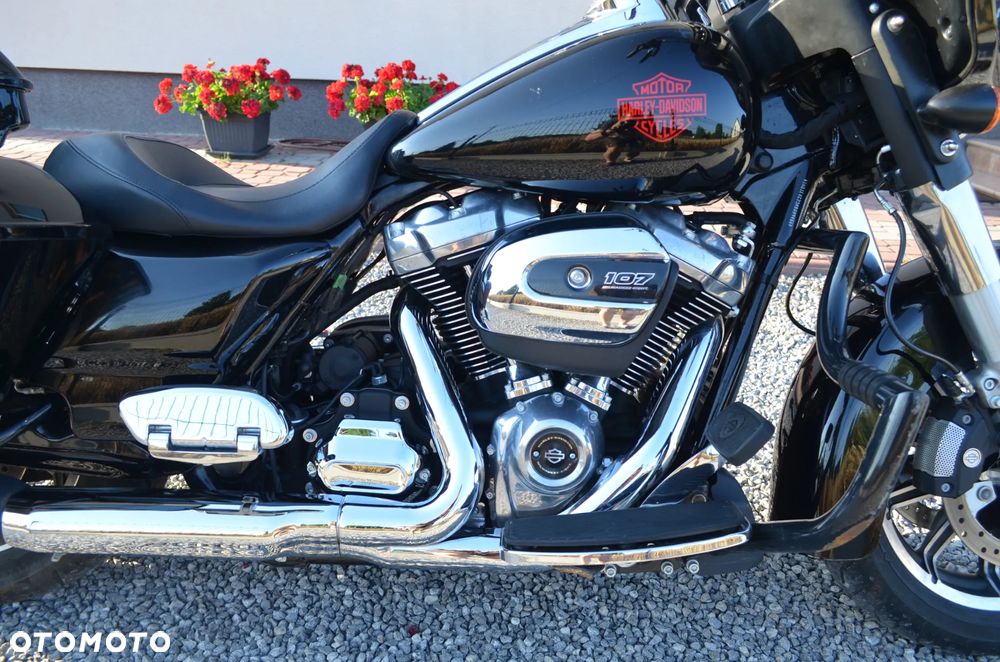 Harley-Davidson FLH Electra Glide - 10