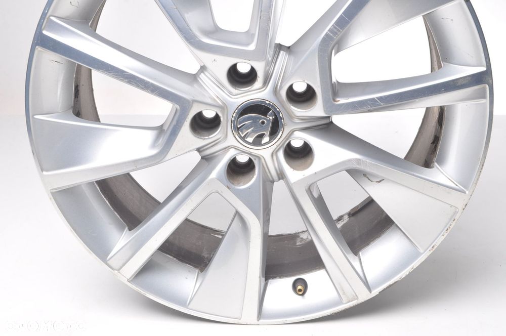 SKODA  FELGA ALUMINIOWA R18" 7J 5X112 ET45 57A601025D - 3