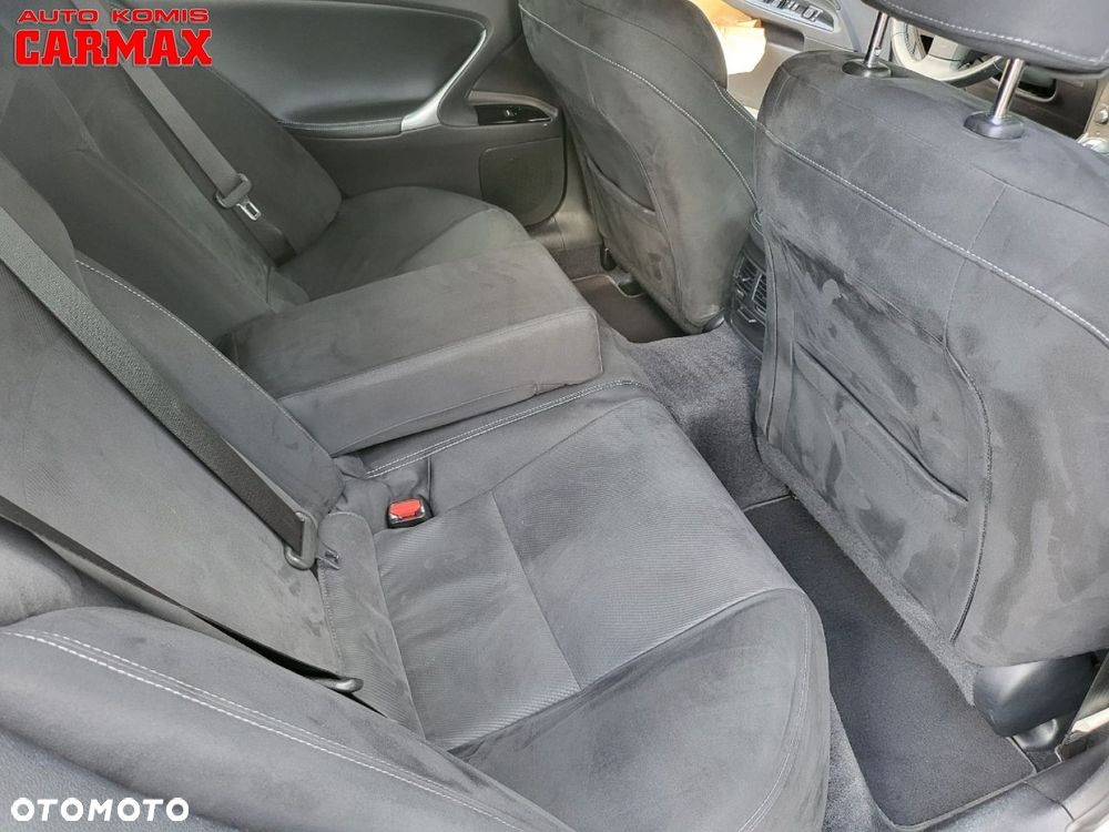 Lexus IS - 26