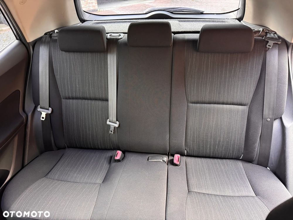 Toyota Auris 1.4 D-4D Luna - 10