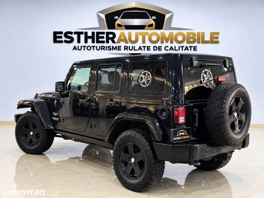 Jeep Wrangler Unlimited 3.8 Sport - 4