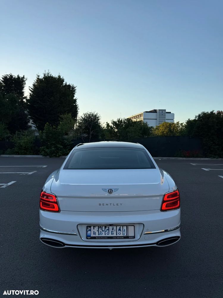 Bentley Flying Spur - 4