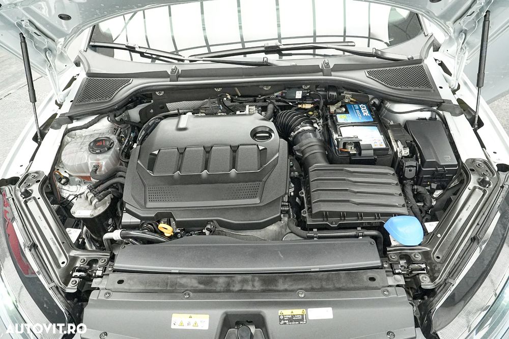 Skoda Octavia 2.0 TDI DSG 4X4 Scout First Edition - 26