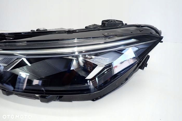 VW PASSAT B9 FULL LED 23- reflektor lewy lampa lewa 3J1941005 - 2