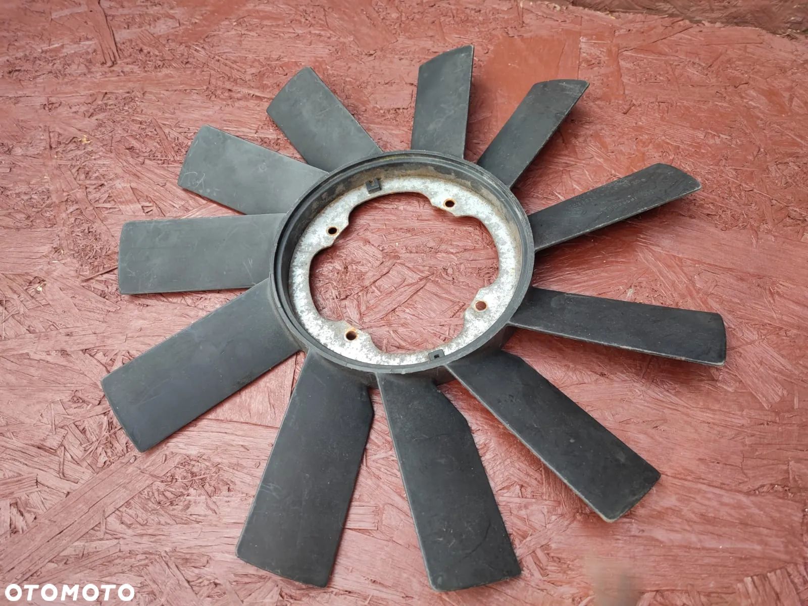 BMW E36 / E38 / E39. ORYGINALNY WENTYLATOR CHŁODNICY DO SILNIKÓW GAMY M52B20 / M52B25 / M52B28 ( 1X VANOS ). O NR: 1 723 363 / 1 719 265 / 1 723 573 OEM. W BARDZO DOBRYM STANIE TECHNICZNYM. - 1