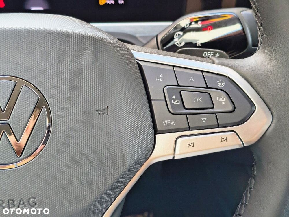Volkswagen Passat - 28