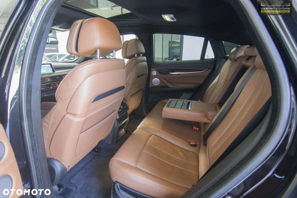 BMW X6 xDriveM50d - 25