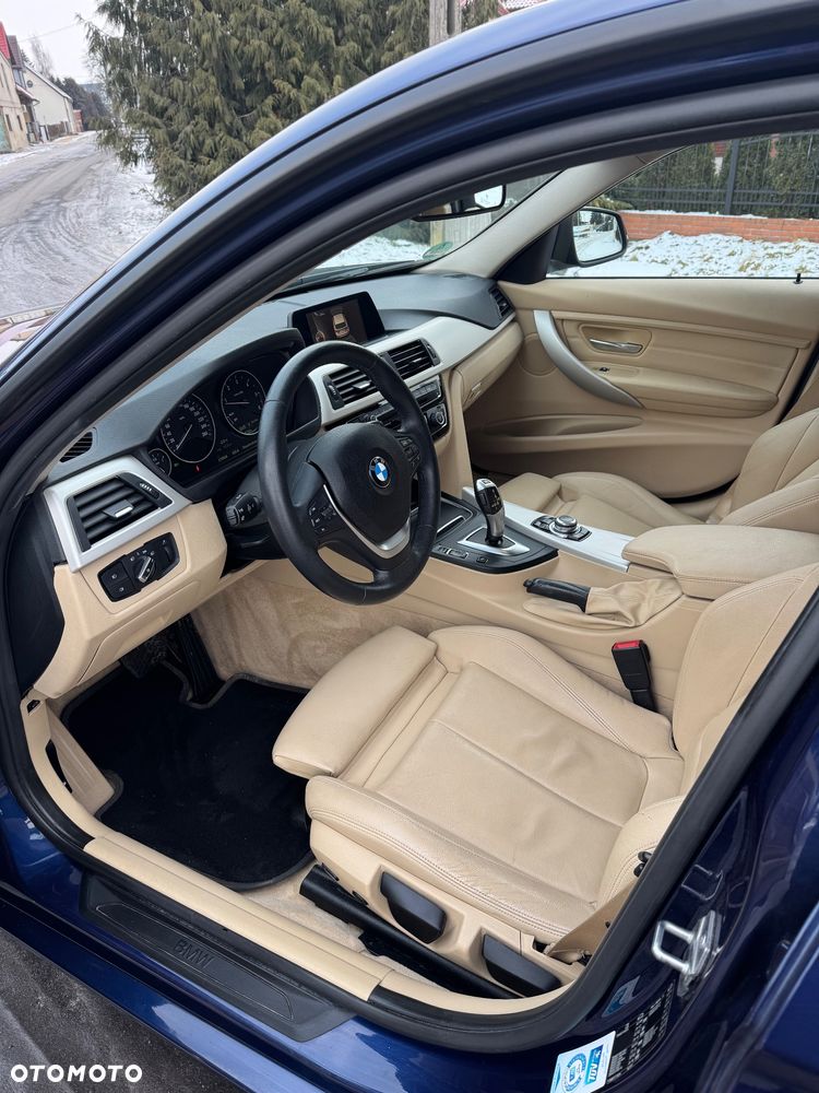 BMW Seria 3 320d Efficient Dynamics Edition - 16