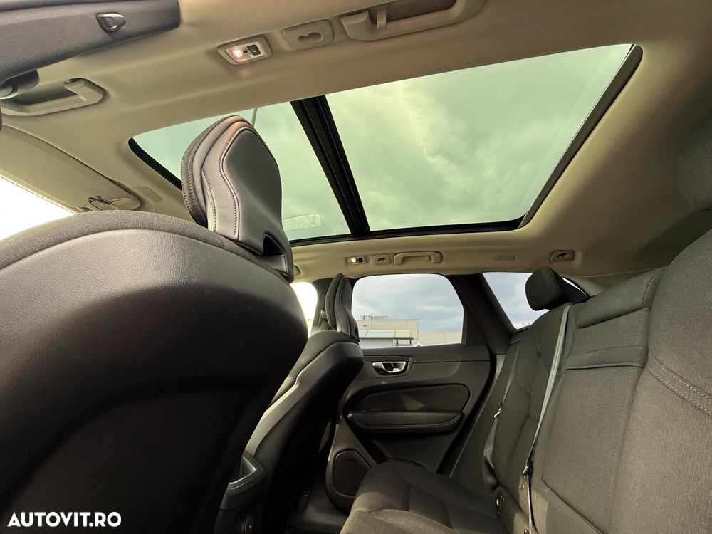 Volvo XC 60 Recharge T6 Twin Engine eAWD Inscription Expression - 11