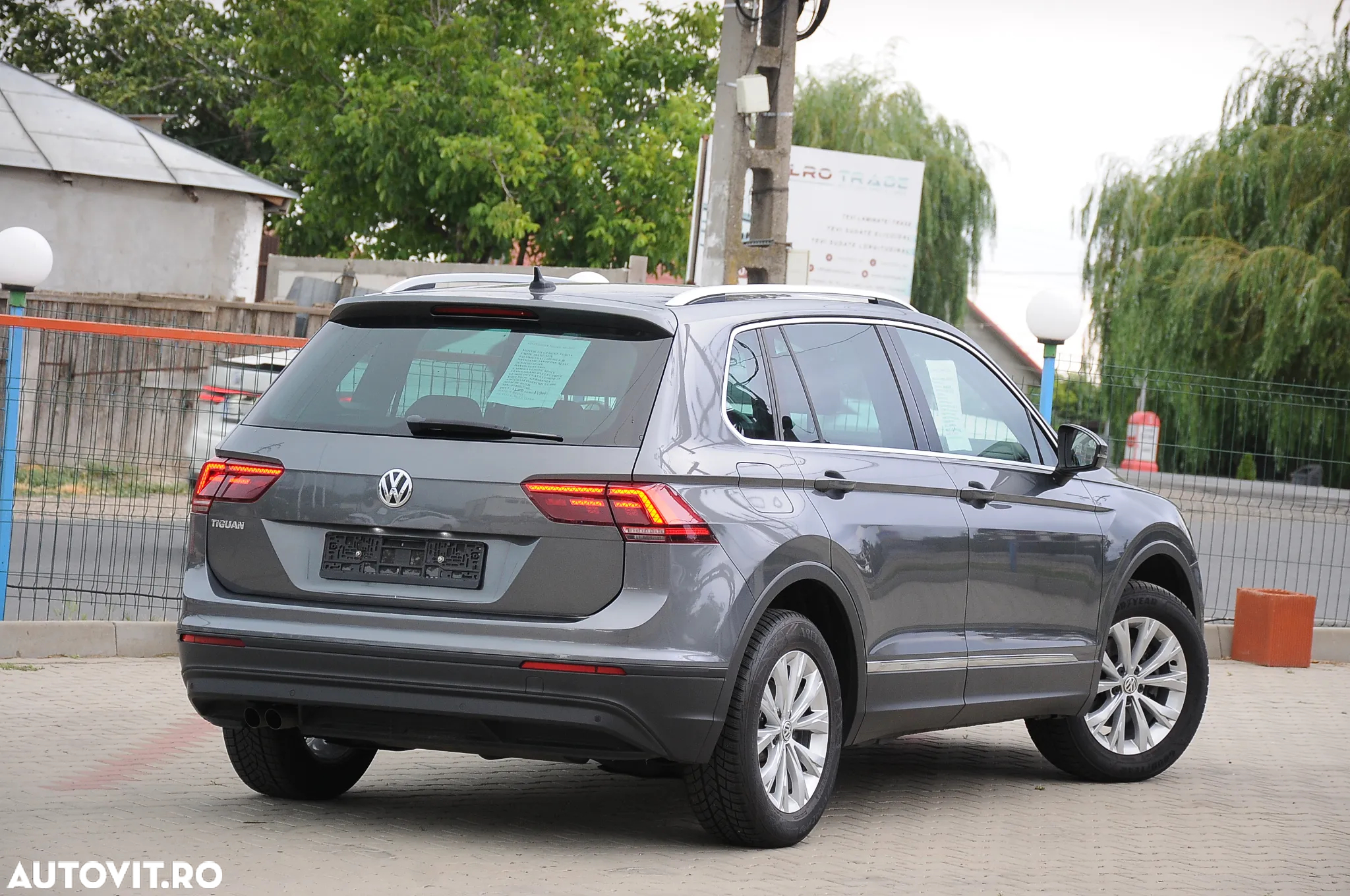 Volkswagen Tiguan 1.5 TSI ACT Comfortline - 4