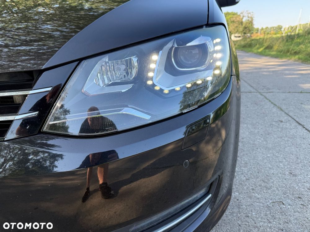 Volkswagen Sharan 2.0 TSI Highline DSG - 19