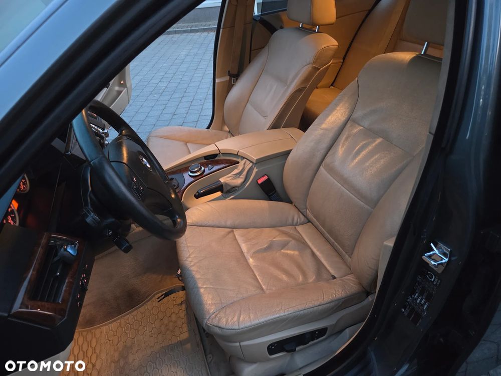 BMW Seria 5 - 11