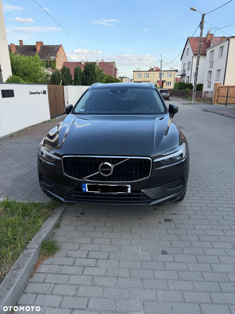 Volvo XC 60 B4 B Momentum - 4