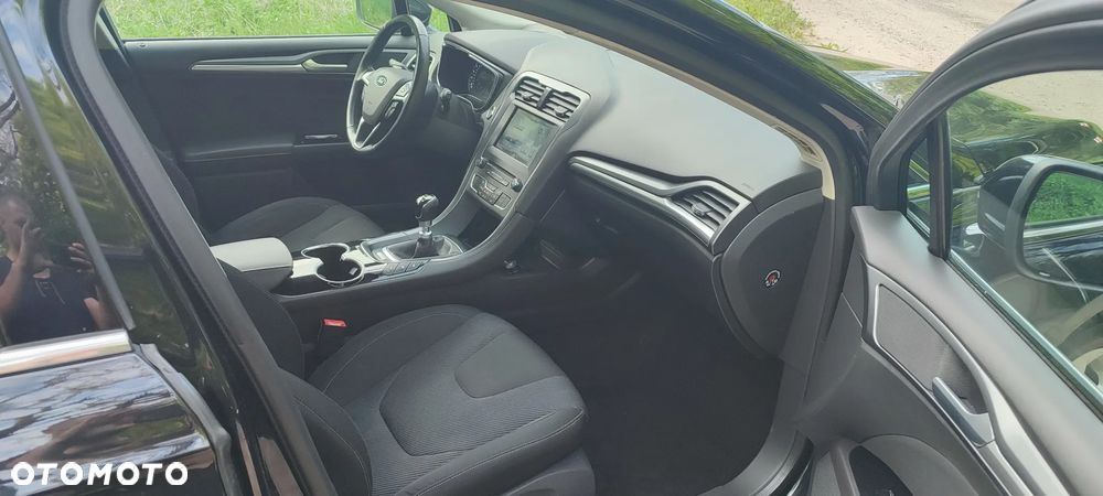 Ford Mondeo - 11