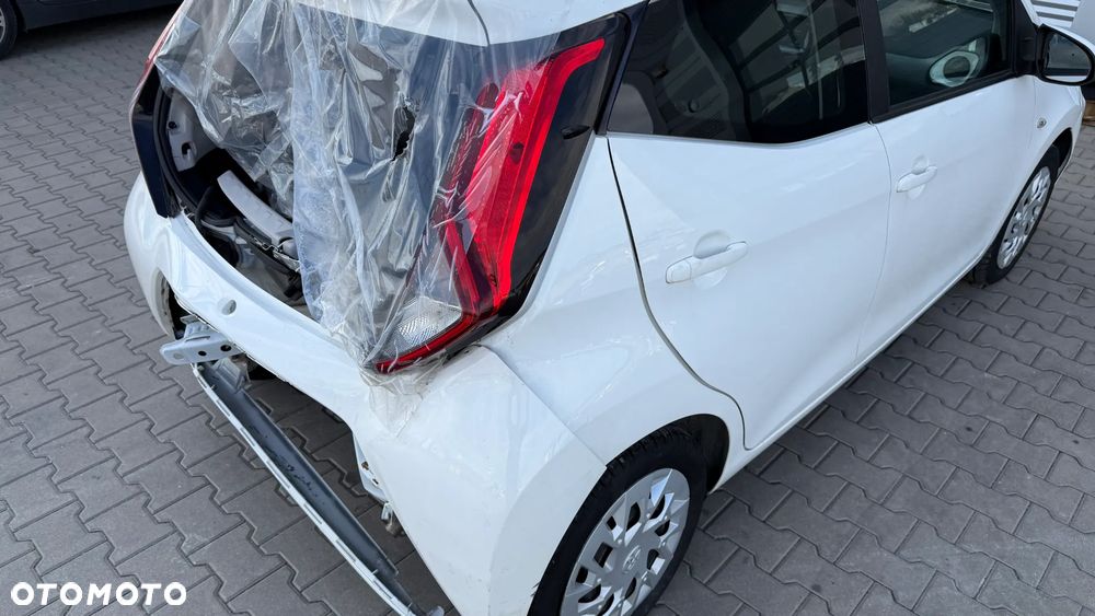 Toyota Aygo - 11