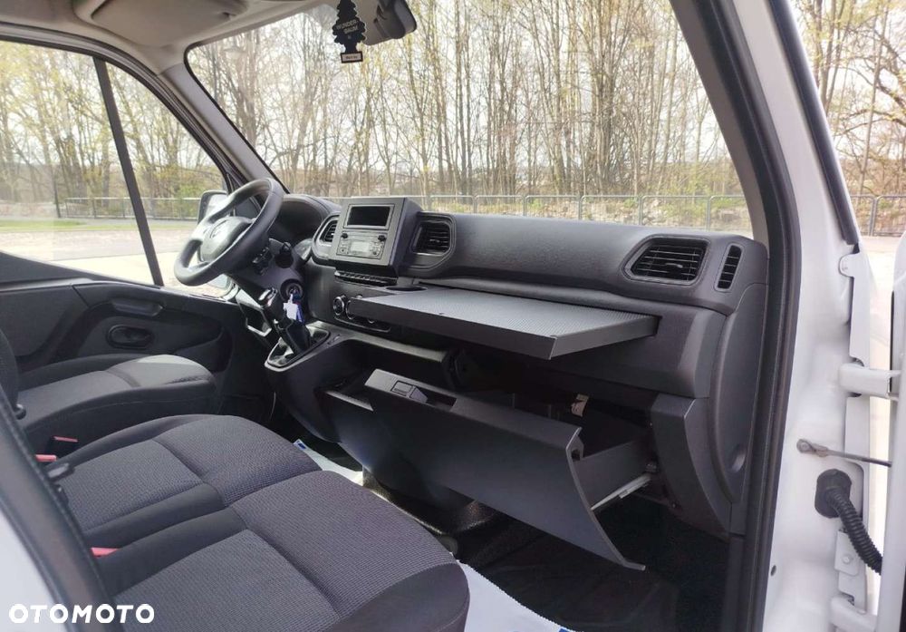 Renault Master - 24