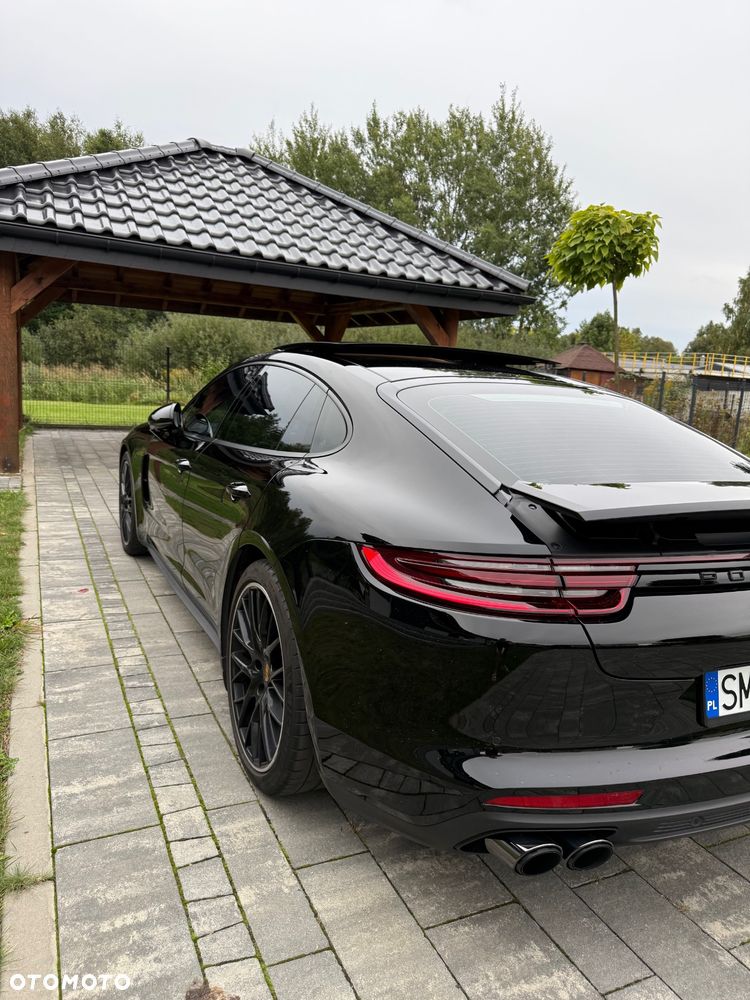 Porsche Panamera Standard - 6