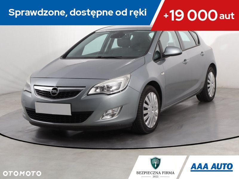 Opel Astra - 1