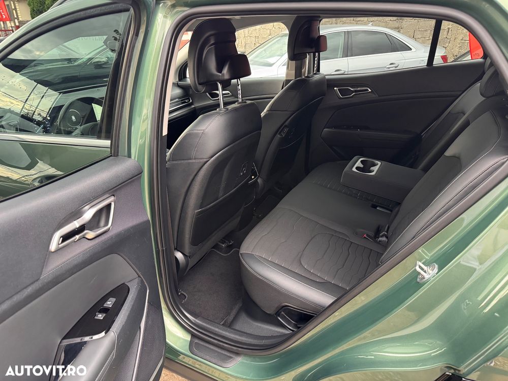 Kia Sportage 1.6 T-GDI HEV 6AT 4x4 GT Line - 25