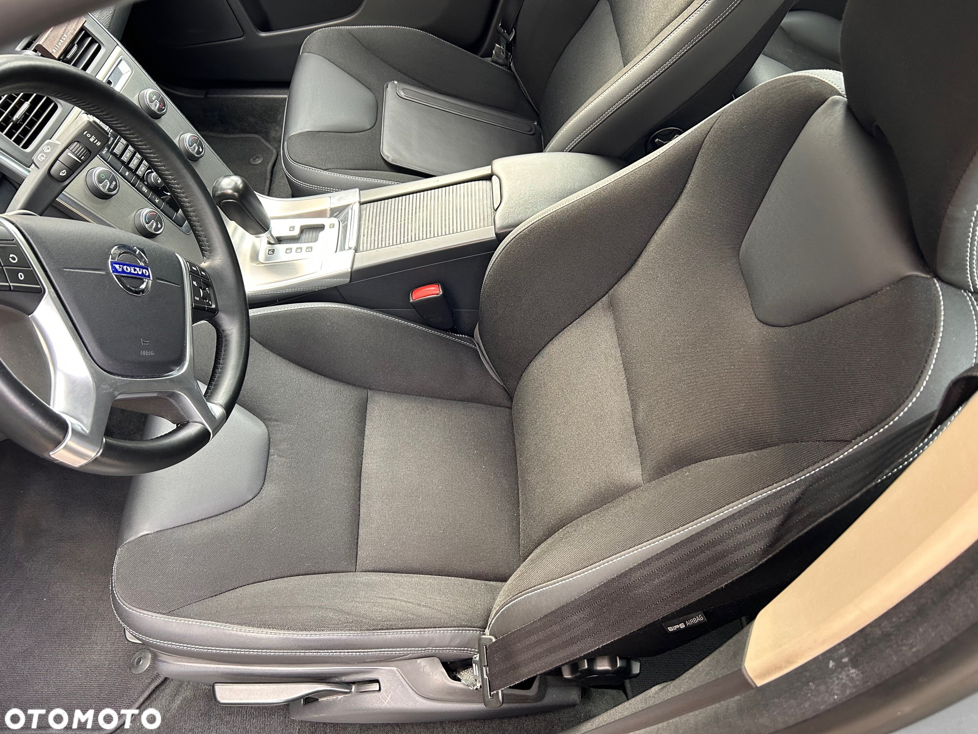 Volvo XC 60 - 26