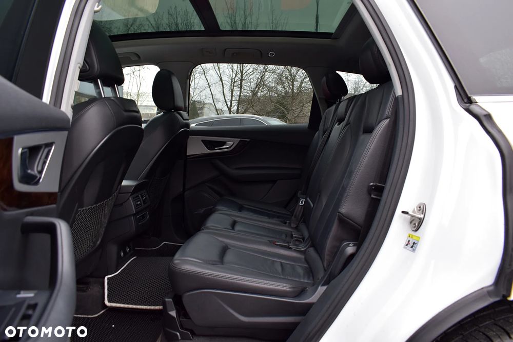 Audi Q7 3.0 TFSI Quattro Tiptronic - 7