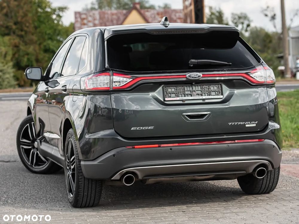 Ford Edge - 8