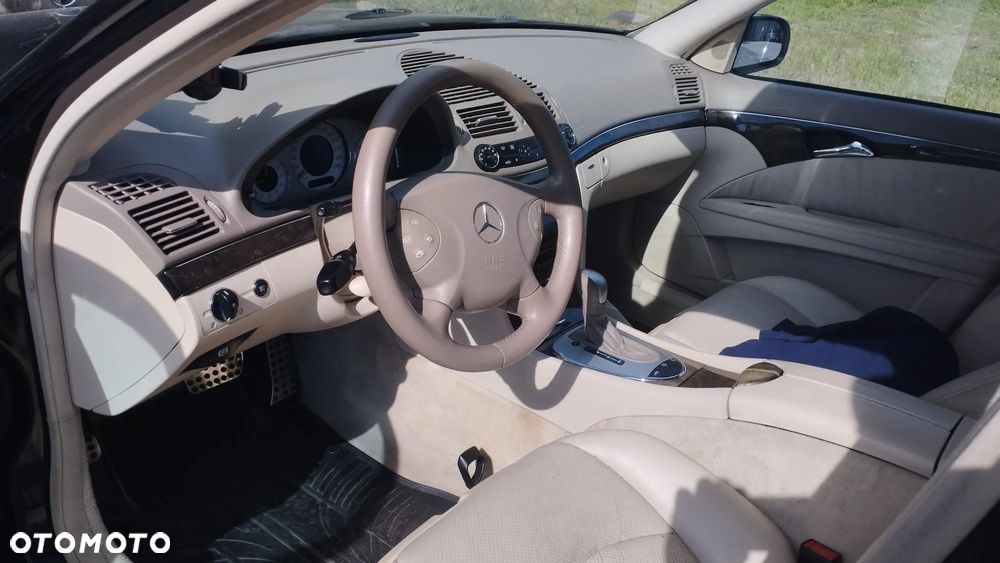 Mercedes-Benz Klasa E - 1