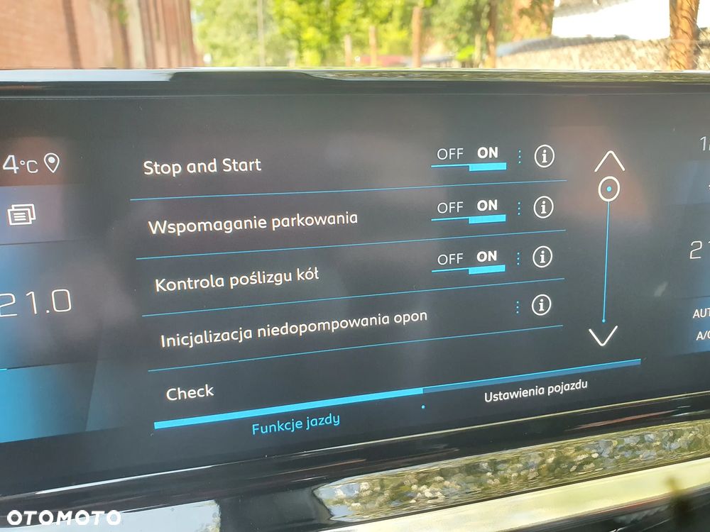 Peugeot 2008 PureTech 130 Allure Pack - 17