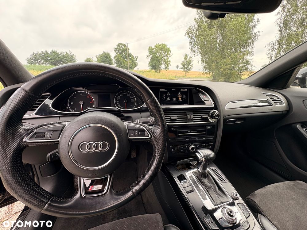 Audi A4 Avant 3.0 TDI Quattro S tronic - 8