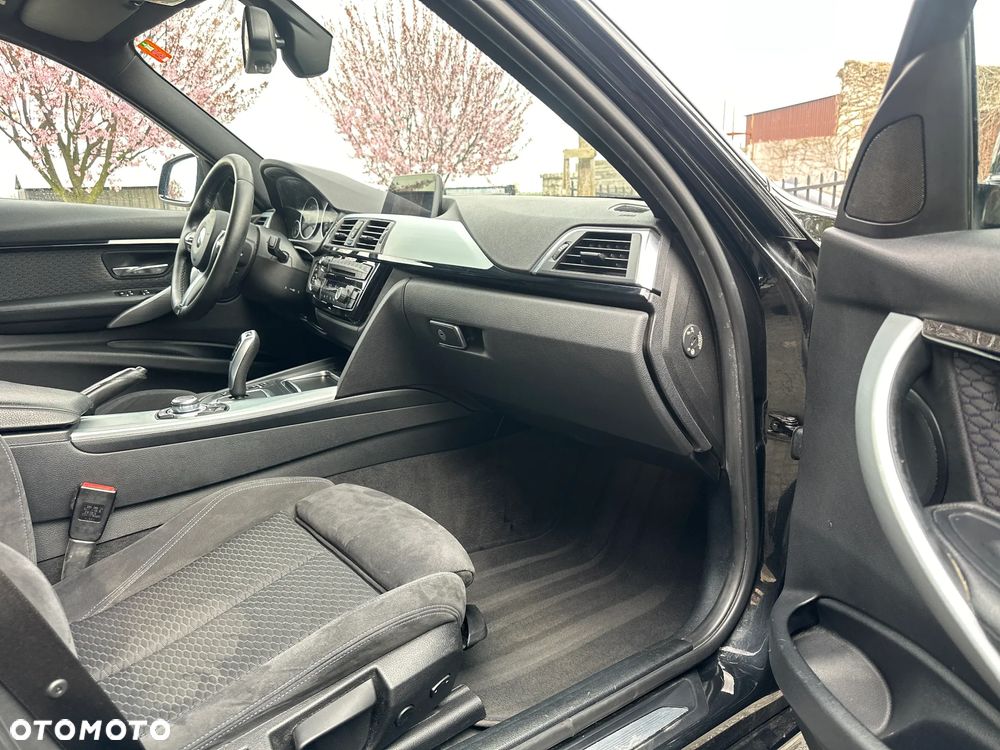 BMW Seria 3 318d Edition M Sport Shadow - 22