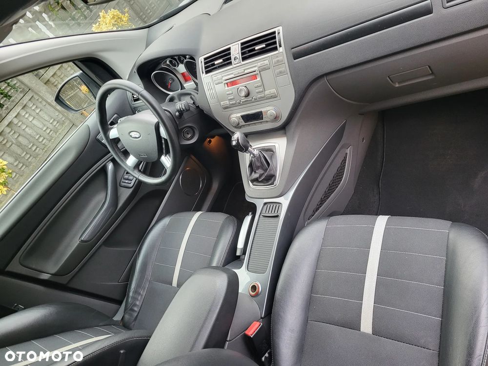 Ford Kuga 2.0 TDCi 2x4 Trend - 11