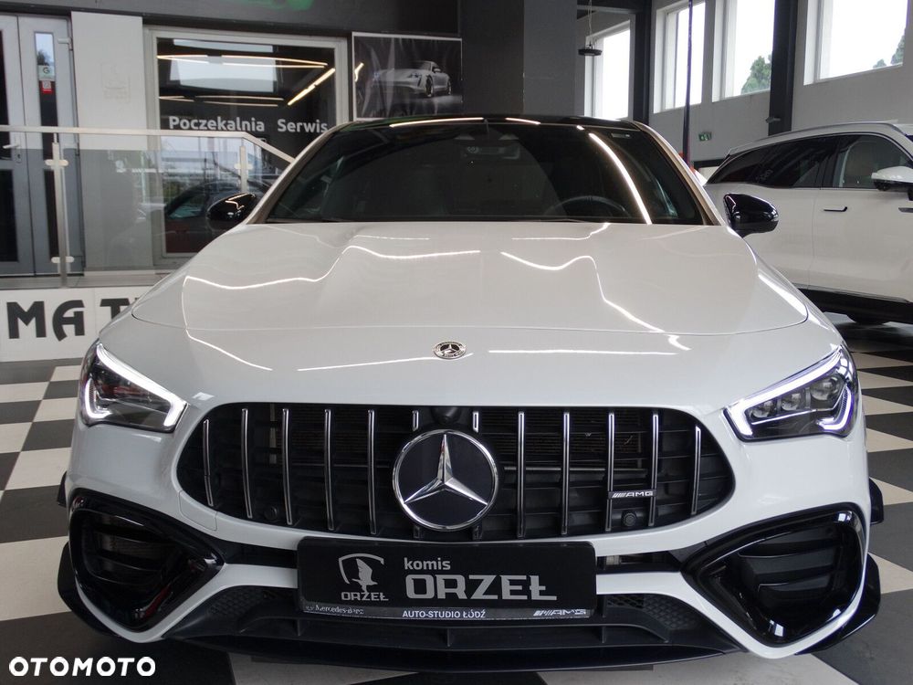 Mercedes-Benz CLA - 9