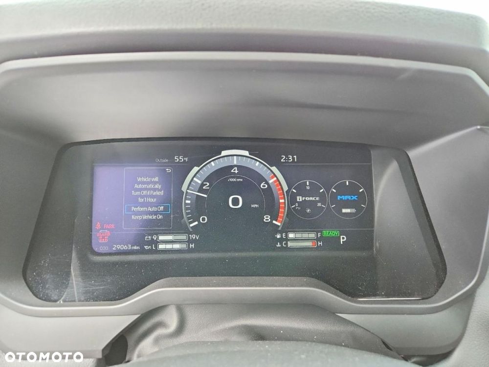 Toyota Sequoia - 11