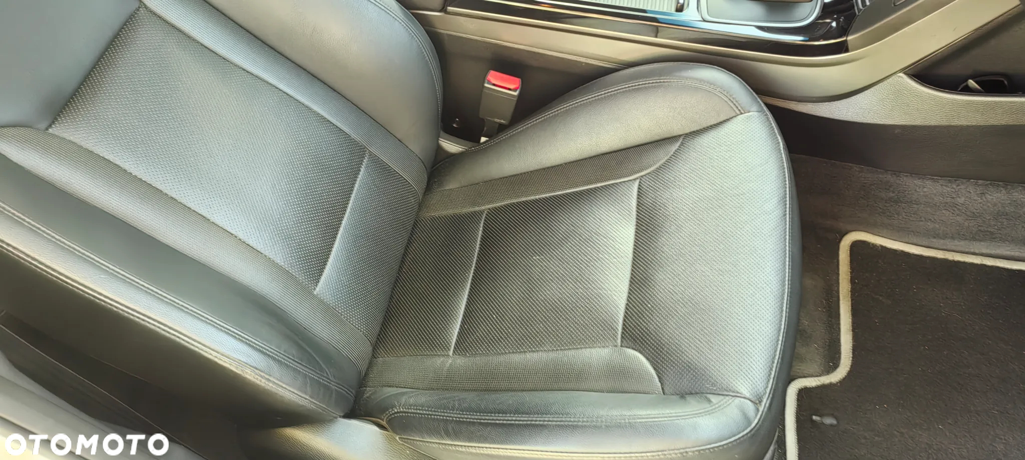 Hyundai i40 1.6 CRDi Premium DCT - 18