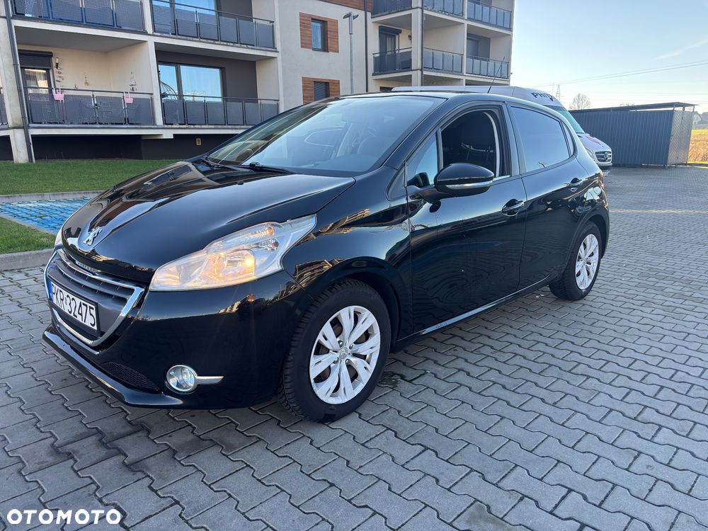 Peugeot 208 1.4 HDi Active - 1