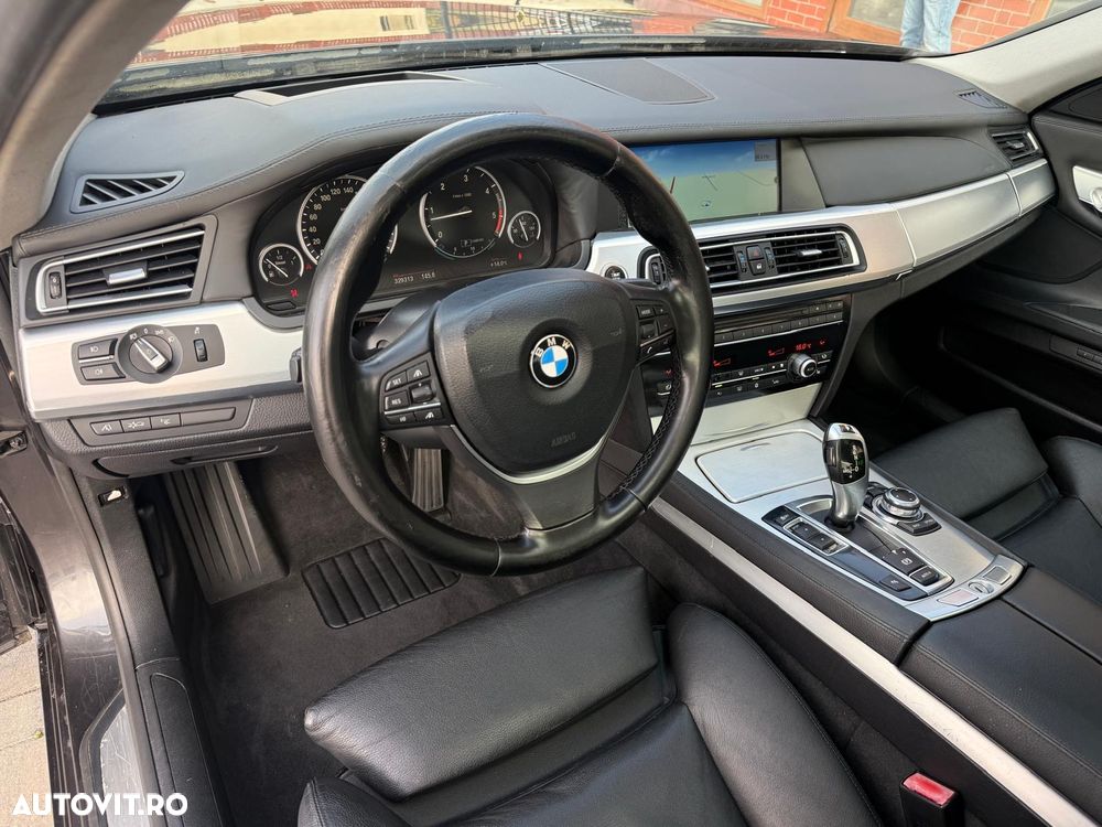 BMW Seria 7 - 15