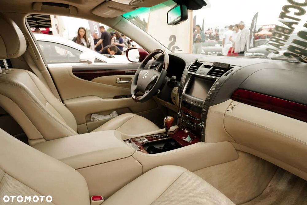 Lexus LS 430 President Line - 13