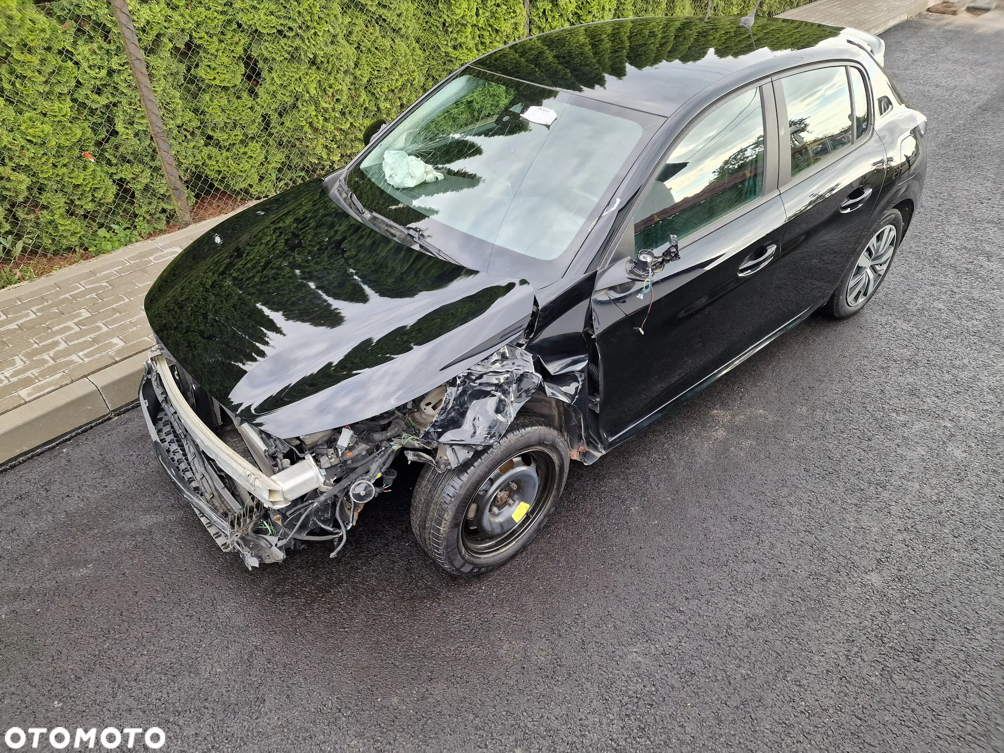 Peugeot 208 PureTech 100 EAT8 Active - 37