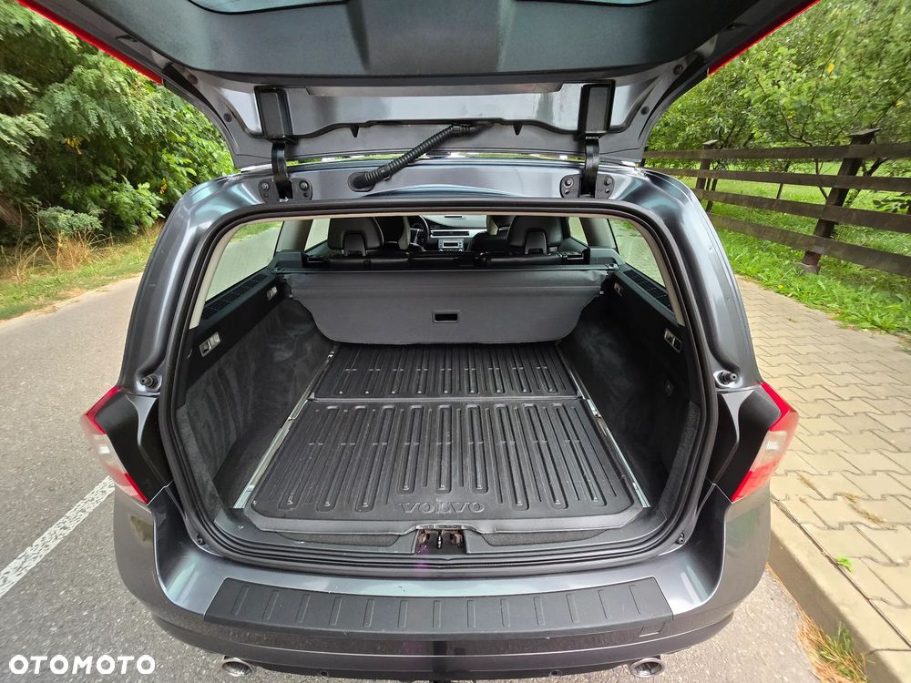 Volvo V70 2.0T Powershift RDesign - 26