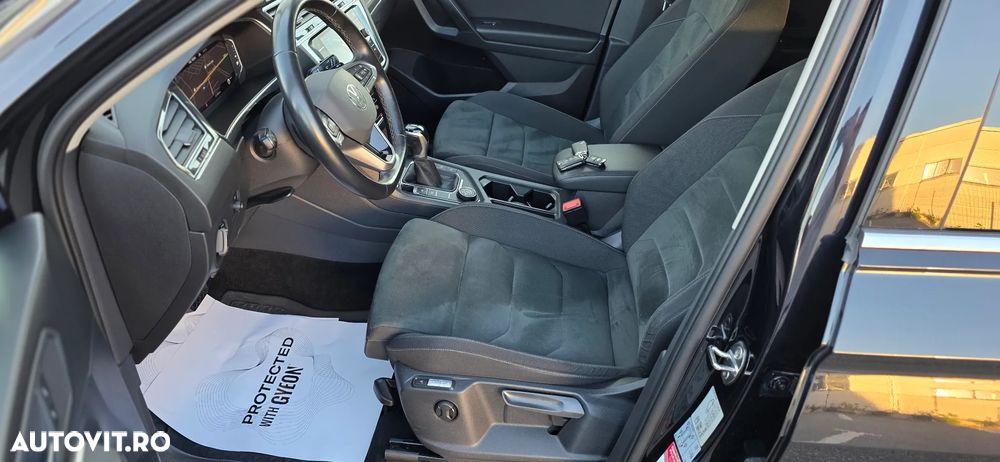 Volkswagen Tiguan 2.0 TDI SCR 4MOTION DSG R-Line - 16