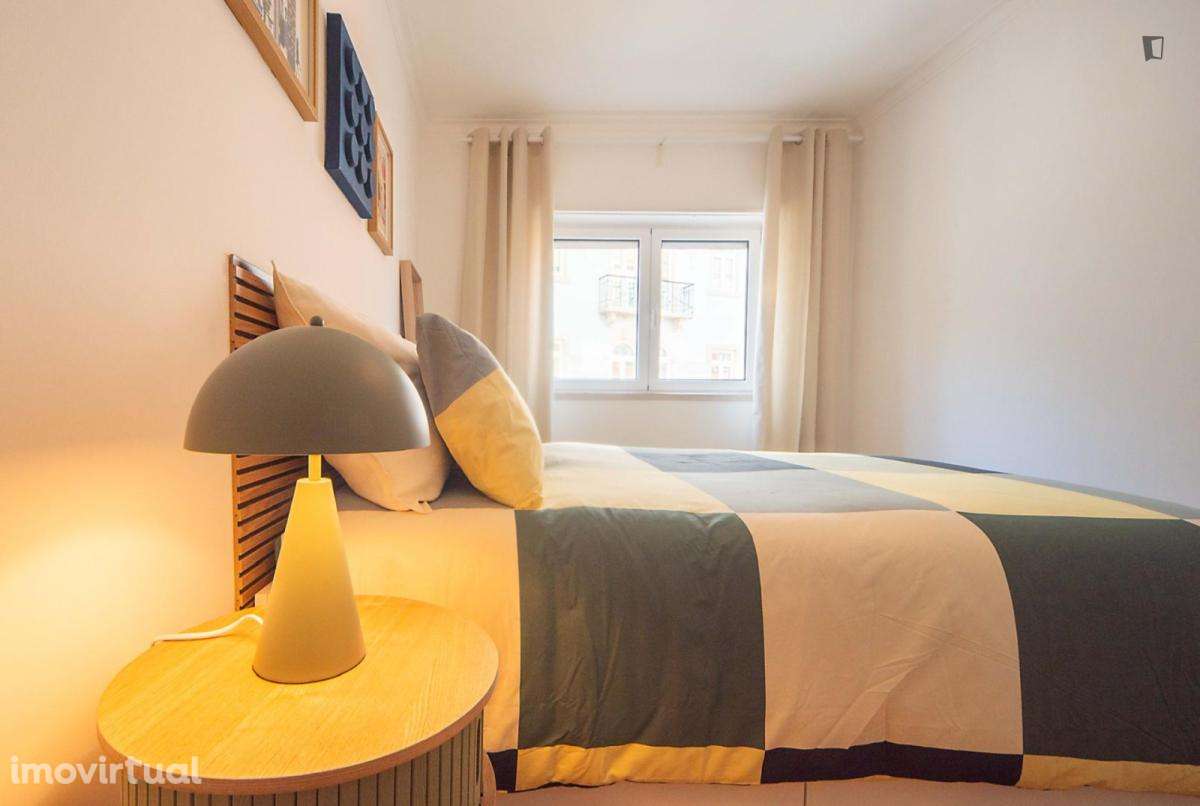 Quarto - localizado em Penha Lisbon - Grande imagem: 2/15