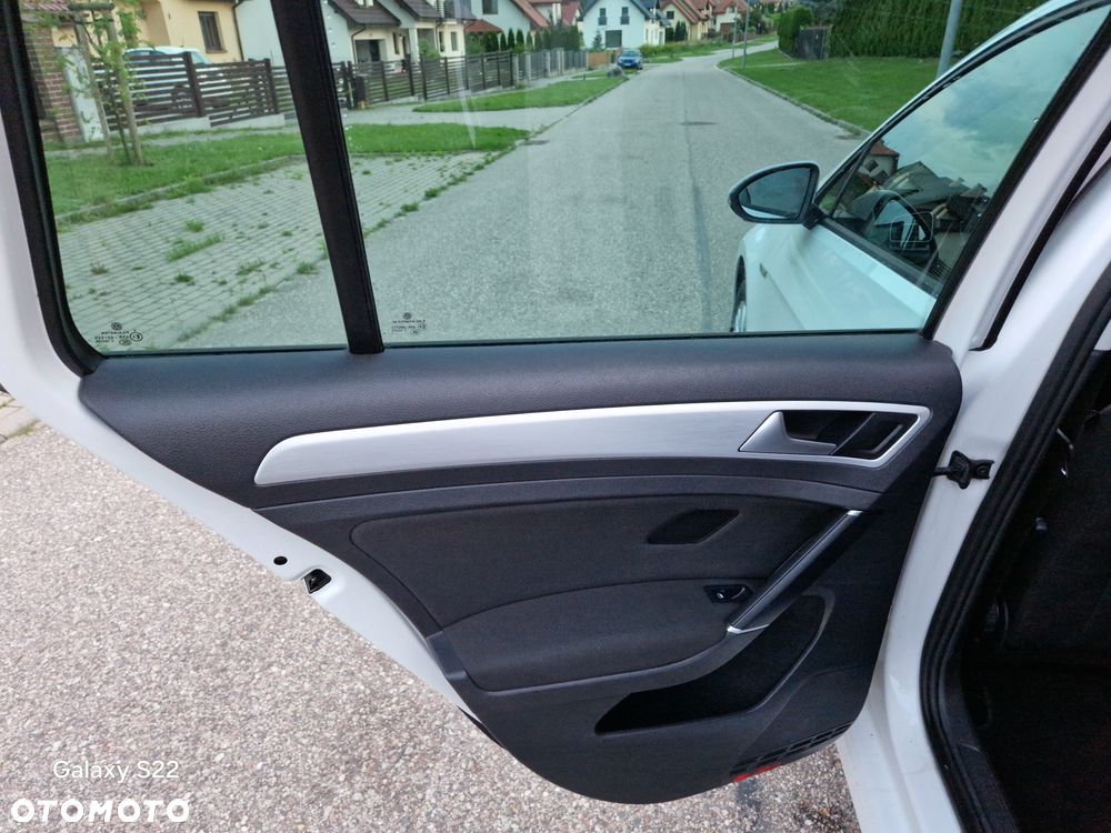 Volkswagen Golf 1.6 BlueTDI DSG Cup - 16