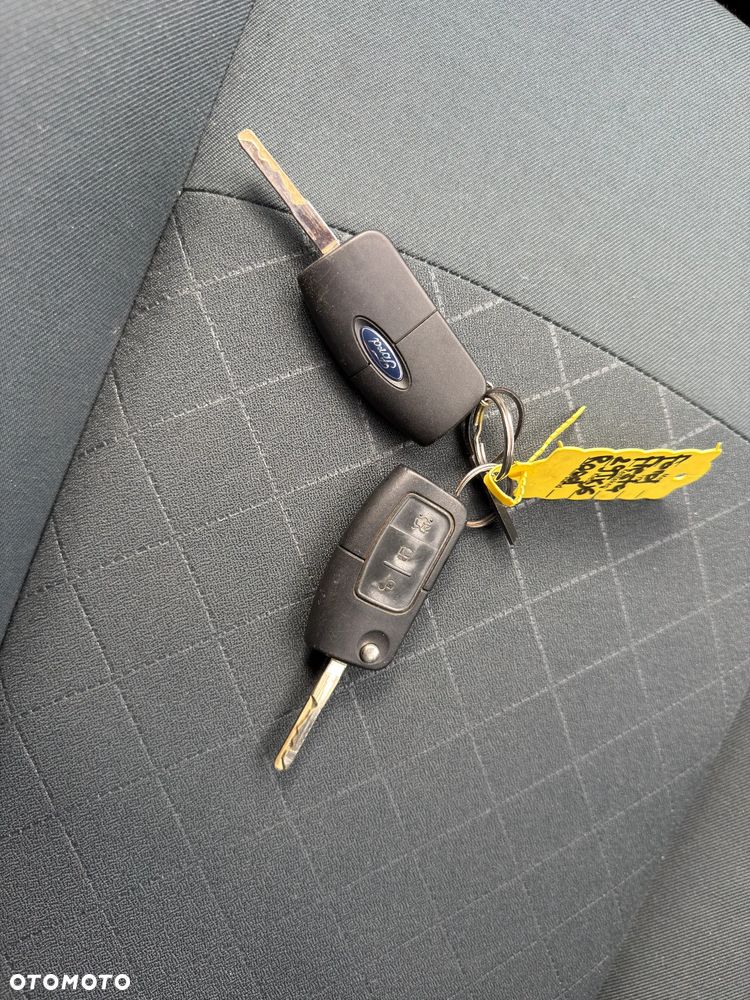 Ford Fiesta 1.6 TDCi Titanium - 34