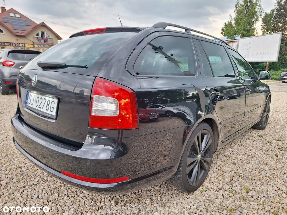 Skoda Octavia 2.0 TDI RS DSG - 10